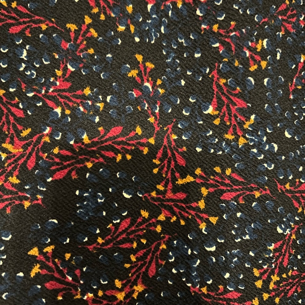 Like New ladies/womens Medium Lularoe Cassie Pencil Skirt